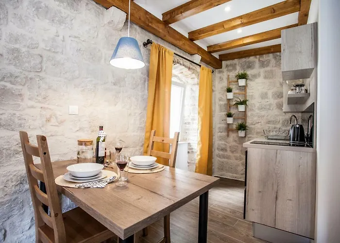 Pensionat Lucia Trogir