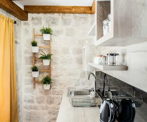 Lucia 招待所 特罗吉尔